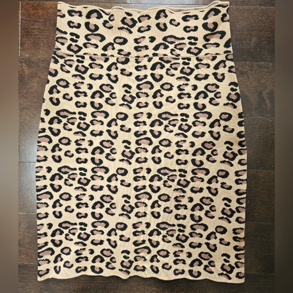 BCBGMAXAZARIA SKIRT